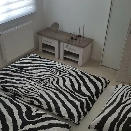 アパート Apartman J&j