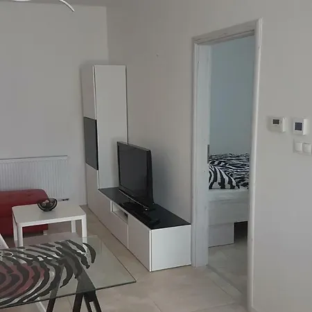 Apartman J&j アパート
